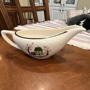 Knowles Ceramic Gravy Boat Glossy White/Green Decorative Handle USA 52-3